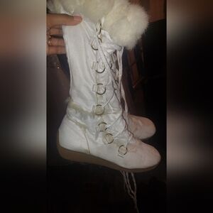 Off-White Faux Fur Lace-Up Women's Winter Boots